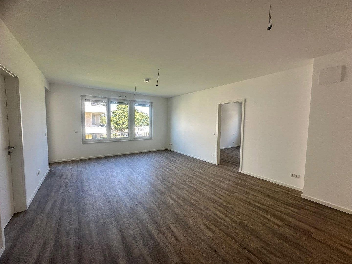 Pronájem bytu 3+1 78 m², Regener Straße 65, Berlin, Berlín Pronájem bytu 3+1 78 m², Regener Straße 65, Berlin, Berlín