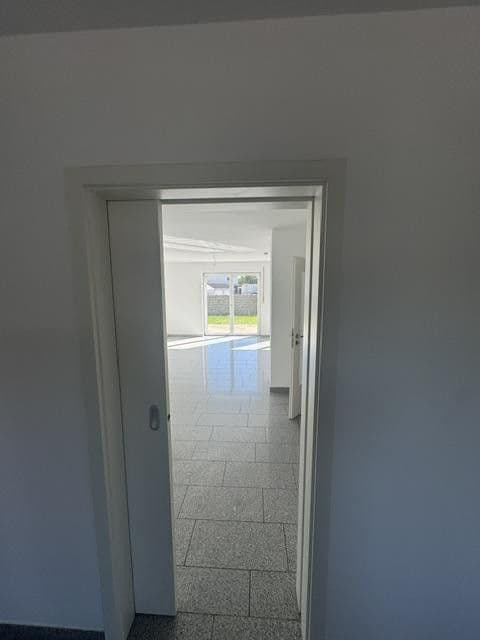 Prodej domu 150 m², pozemek 375 m², Frühlingsstraße 18, Schrobenhausen, Bavorsko Prodej domu 150 m², pozemek 375 m², Frühlingsstraße 18, Schrobenhausen, Bavorsko