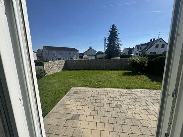 Prodej domu 150 m², pozemek 375 m², Frühlingsstraße 18, Schrobenhausen, Bavorsko Prodej domu 150 m², pozemek 375 m², Frühlingsstraße 18, Schrobenhausen, Bavorsko