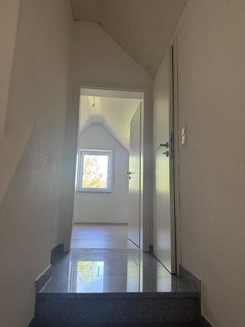 Prodej domu 150 m², pozemek 375 m², Frühlingsstraße 18, Schrobenhausen, Bavorsko Prodej domu 150 m², pozemek 375 m², Frühlingsstraße 18, Schrobenhausen, Bavorsko