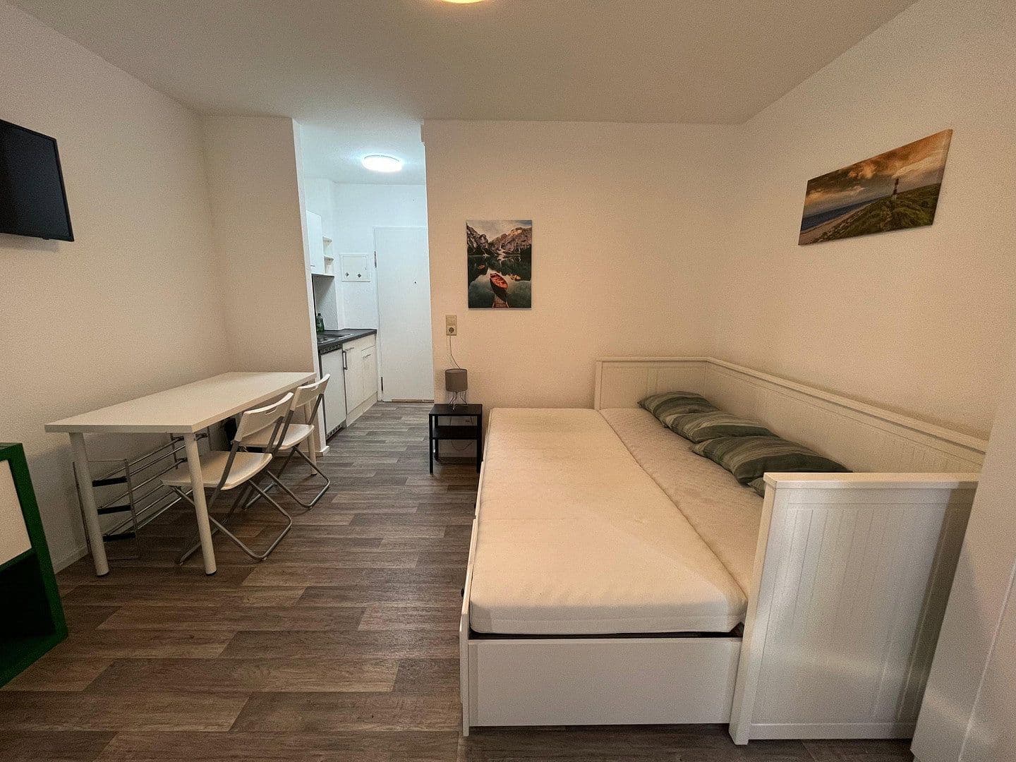 Pronájem bytu 1+1 25 m², Neckarauer Strasse 45, Mannheim, Bádensko-Württembersko Pronájem bytu 1+1 25 m², Neckarauer Strasse 45, Mannheim, Bádensko-Württembersko
