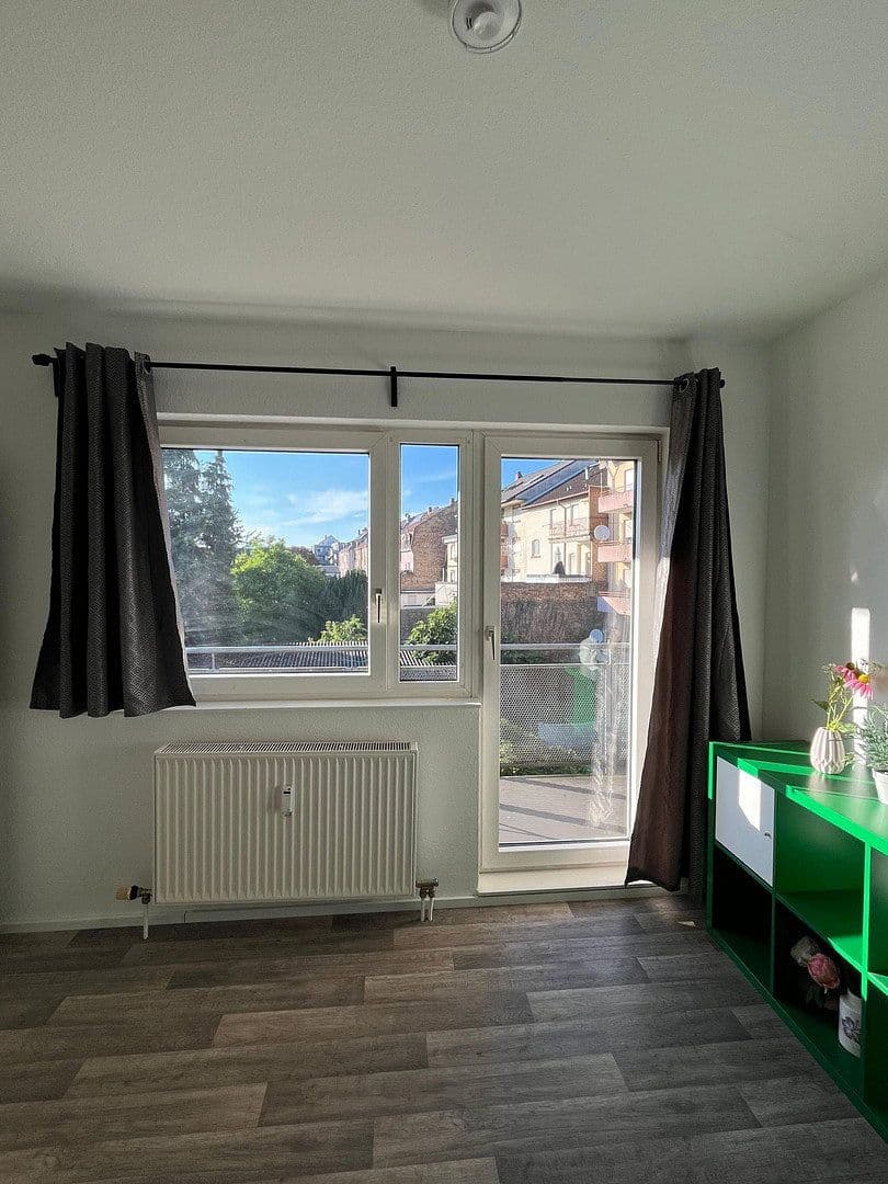 Pronájem bytu 1+1 25 m², Neckarauer Strasse 45, Mannheim, Bádensko-Württembersko Pronájem bytu 1+1 25 m², Neckarauer Strasse 45, Mannheim, Bádensko-Württembersko