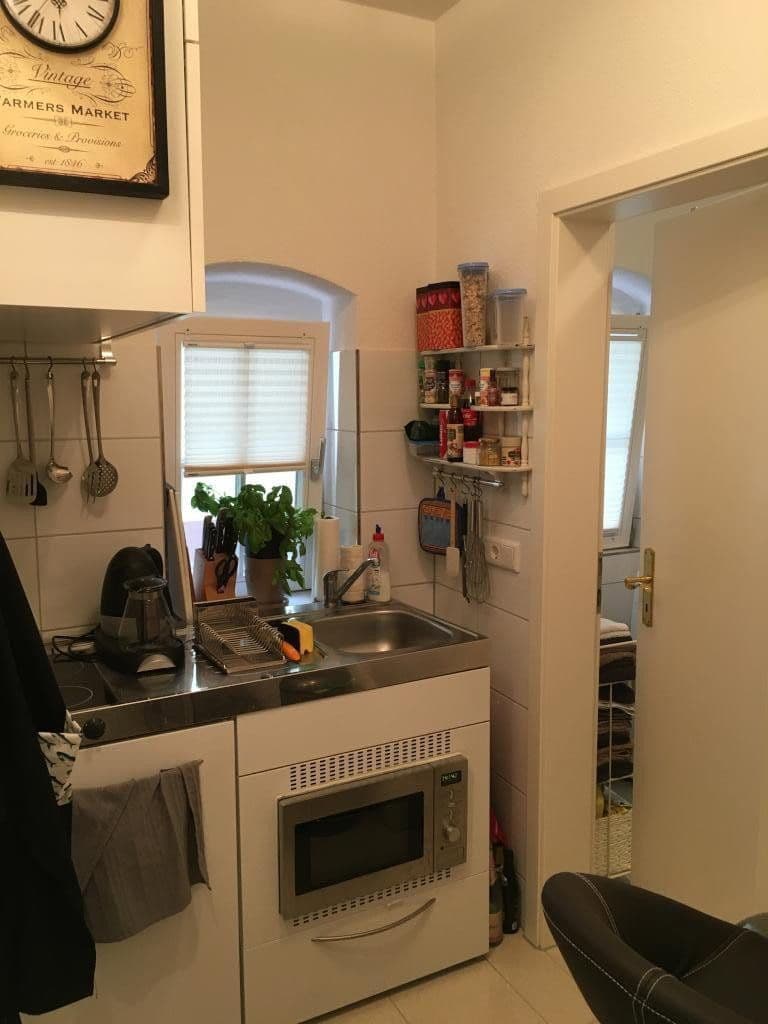 Pronájem bytu 1+1 30 m², Sandgasse 10, Heidelberg, Bádensko-Württembersko Pronájem bytu 1+1 30 m², Sandgasse 10, Heidelberg, Bádensko-Württembersko