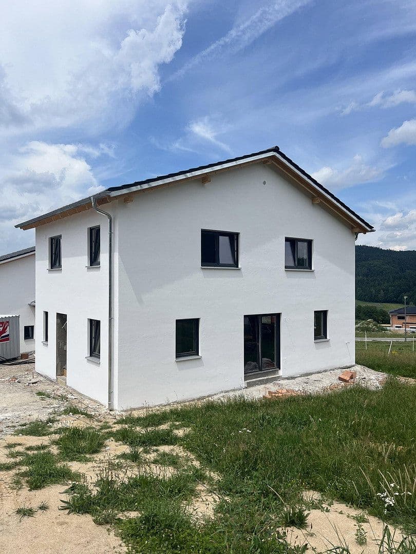 Prodej domu 133 m², pozemek 628 m², Geigen 111, Willmering, Bavorsko Prodej domu 133 m², pozemek 628 m², Geigen 111, Willmering, Bavorsko