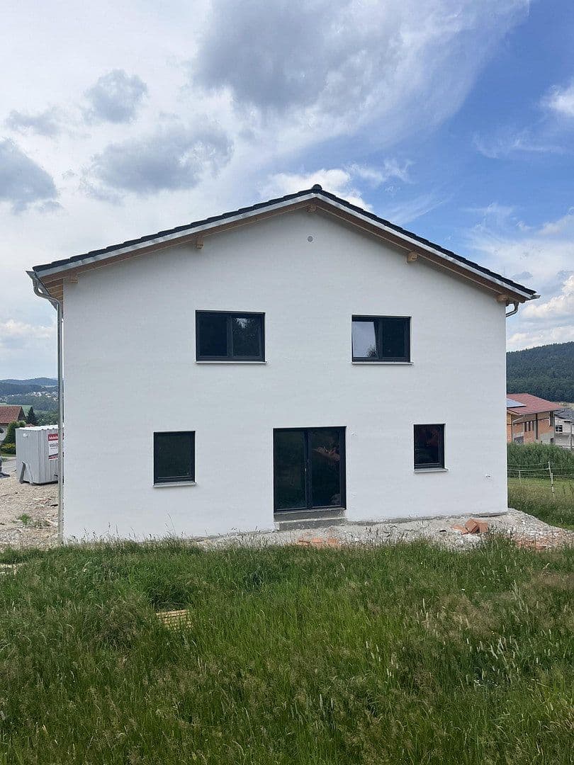 Prodej domu 133 m², pozemek 628 m², Geigen 111, Willmering, Bavorsko Prodej domu 133 m², pozemek 628 m², Geigen 111, Willmering, Bavorsko
