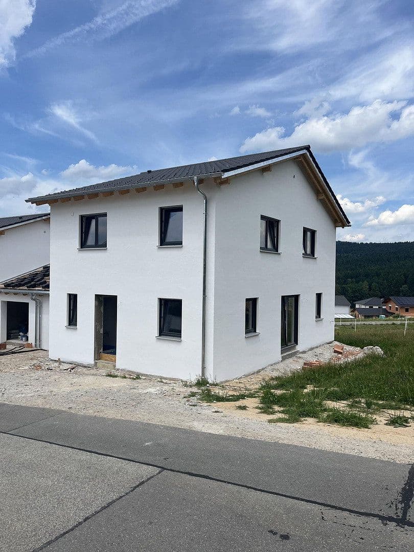 Prodej domu 133 m², pozemek 628 m², Geigen 111, Willmering, Bavorsko Prodej domu 133 m², pozemek 628 m², Geigen 111, Willmering, Bavorsko