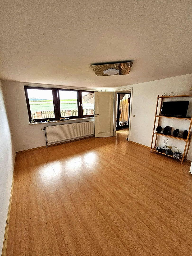 Pronájem bytu 2+kk 55 m², Hopfenstr. 7, Rudelzhausen, Bavorsko Pronájem bytu 2+kk 55 m², Hopfenstr. 7, Rudelzhausen, Bavorsko