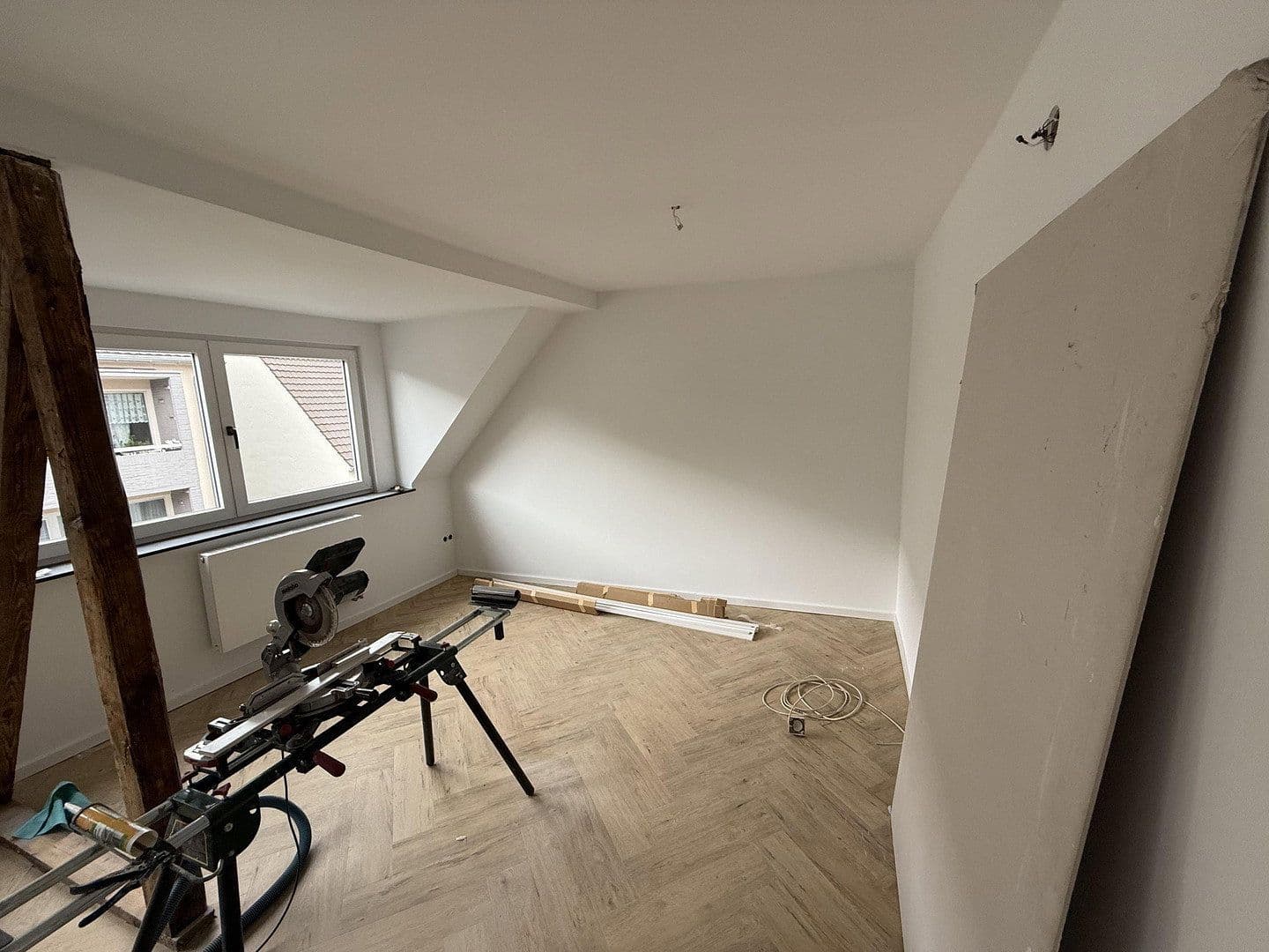 Pronájem bytu 2+1 38 m², Köln, Severní Porýní-Vestfálsko Pronájem bytu 2+1 38 m², Köln, Severní Porýní-Vestfálsko