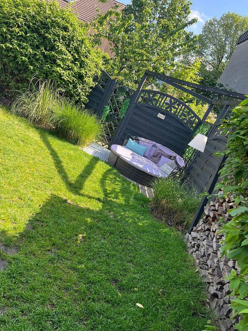 Prodej domu 126 m², pozemek 250 m², Gelsenkirchen, Severní Porýní-Vestfálsko Prodej domu 126 m², pozemek 250 m², Gelsenkirchen, Severní Porýní-Vestfálsko