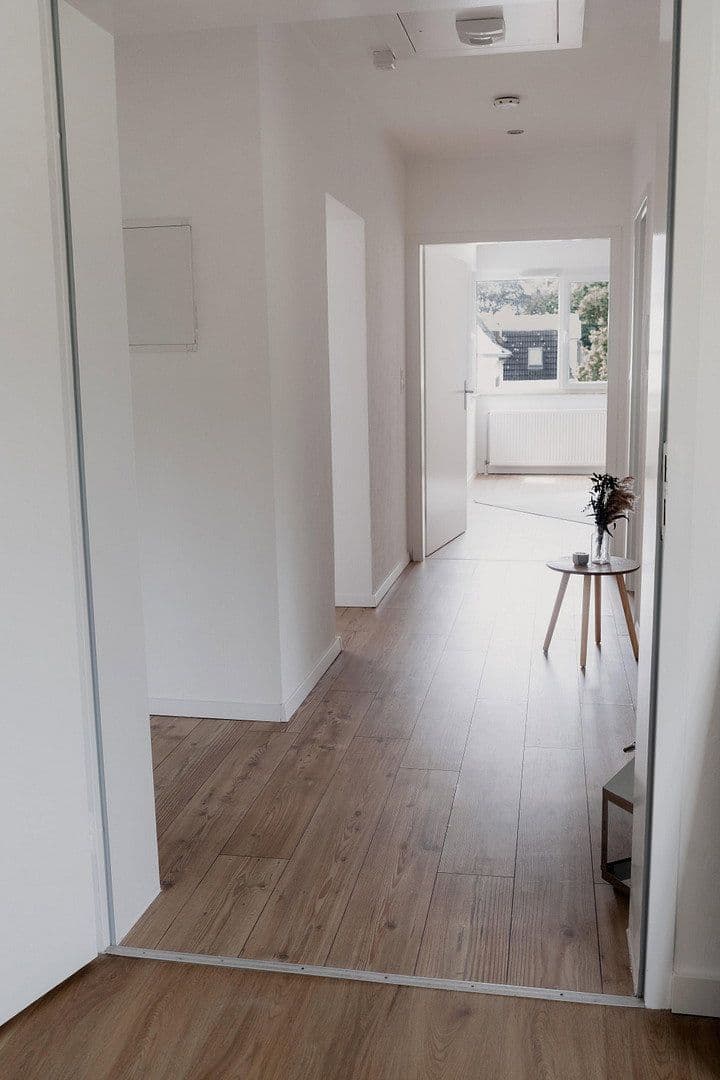 Prodej bytu 3+1 93 m², Orleansstrasse 1, Bremen, Bremen Prodej bytu 3+1 93 m², Orleansstrasse 1, Bremen, Bremen