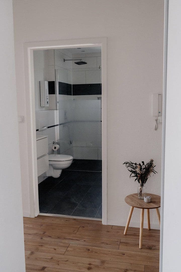 Prodej bytu 3+1 93 m², Orleansstrasse 1, Bremen, Bremen Prodej bytu 3+1 93 m², Orleansstrasse 1, Bremen, Bremen