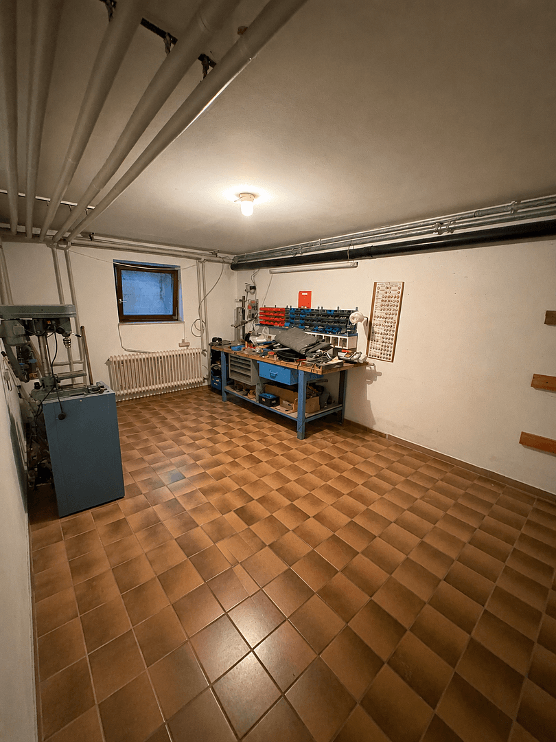 Prodej domu 166 m², pozemek 331 m², Goldäckerstraße, Leonberg, Bádensko-Württembersko Prodej domu 166 m², pozemek 331 m², Goldäckerstraße, Leonberg, Bádensko-Württembersko