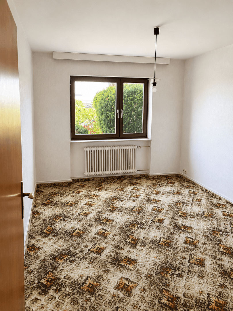 Prodej domu 166 m², pozemek 331 m², Goldäckerstraße, Leonberg, Bádensko-Württembersko Prodej domu 166 m², pozemek 331 m², Goldäckerstraße, Leonberg, Bádensko-Württembersko