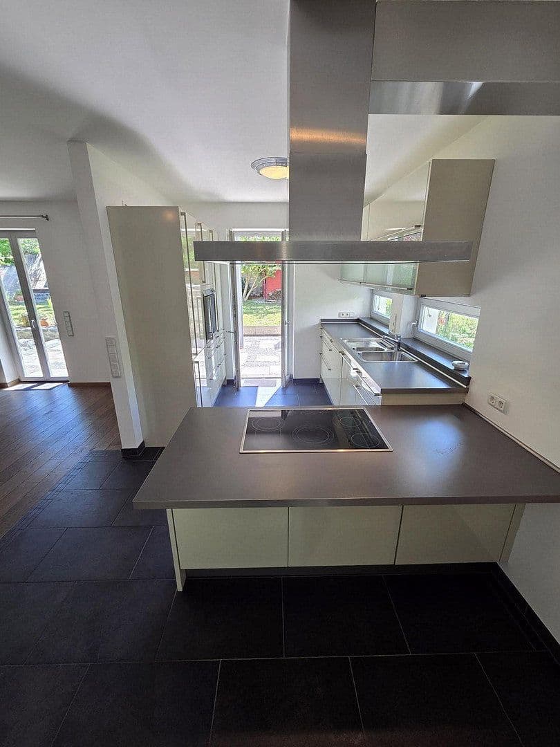 Pronájem bytu 4+1 174 m², Bensheim, Hessen Pronájem bytu 4+1 174 m², Bensheim, Hessen