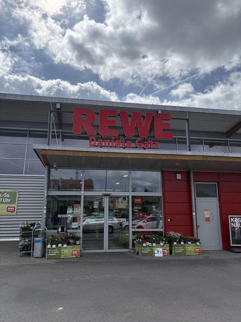 Prodej domu 267 m², pozemek 1.288 m², Falkensee, Braniborsko Prodej domu 267 m², pozemek 1.288 m², Falkensee, Braniborsko