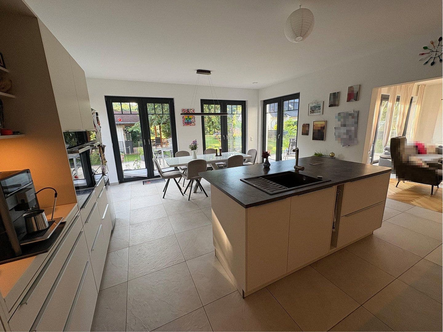Prodej domu 267 m², pozemek 1.288 m², Falkensee, Braniborsko Prodej domu 267 m², pozemek 1.288 m², Falkensee, Braniborsko