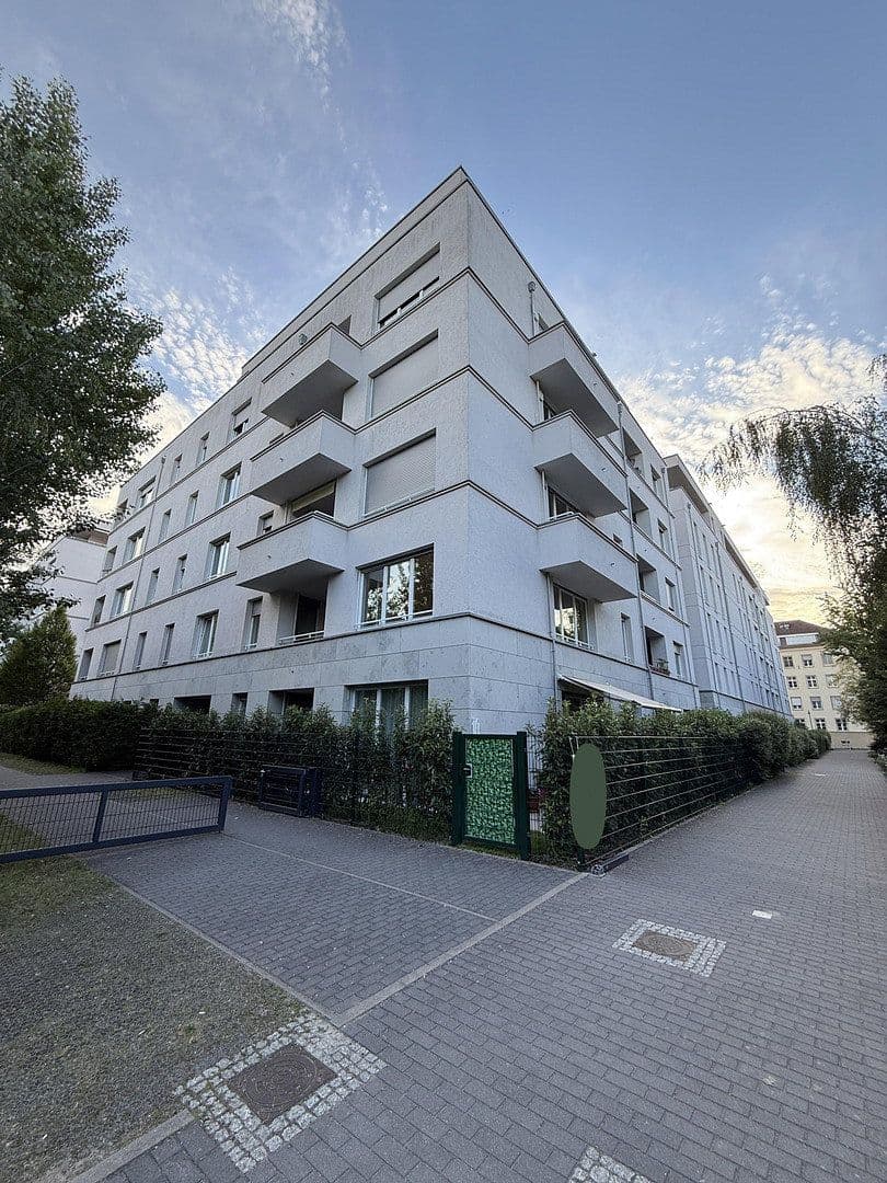 Prodej bytu 4+1 120 m², Berlin, Berlín Prodej bytu 4+1 120 m², Berlin, Berlín