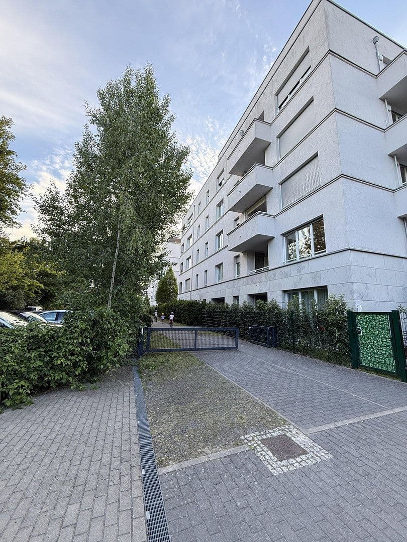 Prodej bytu 4+1 120 m², Berlin, Berlín Prodej bytu 4+1 120 m², Berlin, Berlín