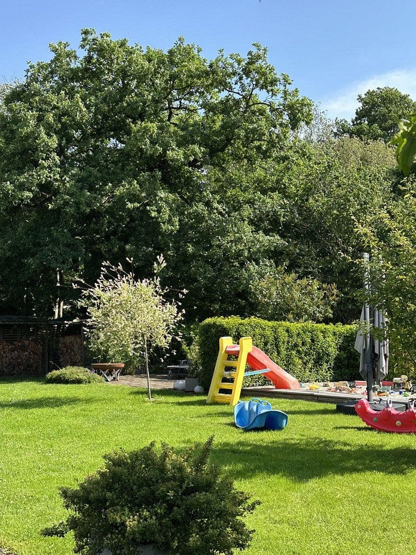 Prodej domu 220 m², pozemek 766 m², Roetgen, Severní Porýní-Vestfálsko Prodej domu 220 m², pozemek 766 m², Roetgen, Severní Porýní-Vestfálsko