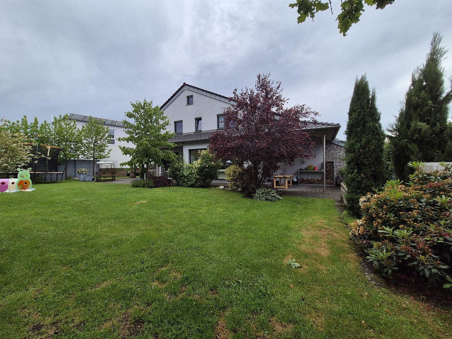Prodej domu 220 m², pozemek 766 m², Roetgen, Severní Porýní-Vestfálsko Prodej domu 220 m², pozemek 766 m², Roetgen, Severní Porýní-Vestfálsko
