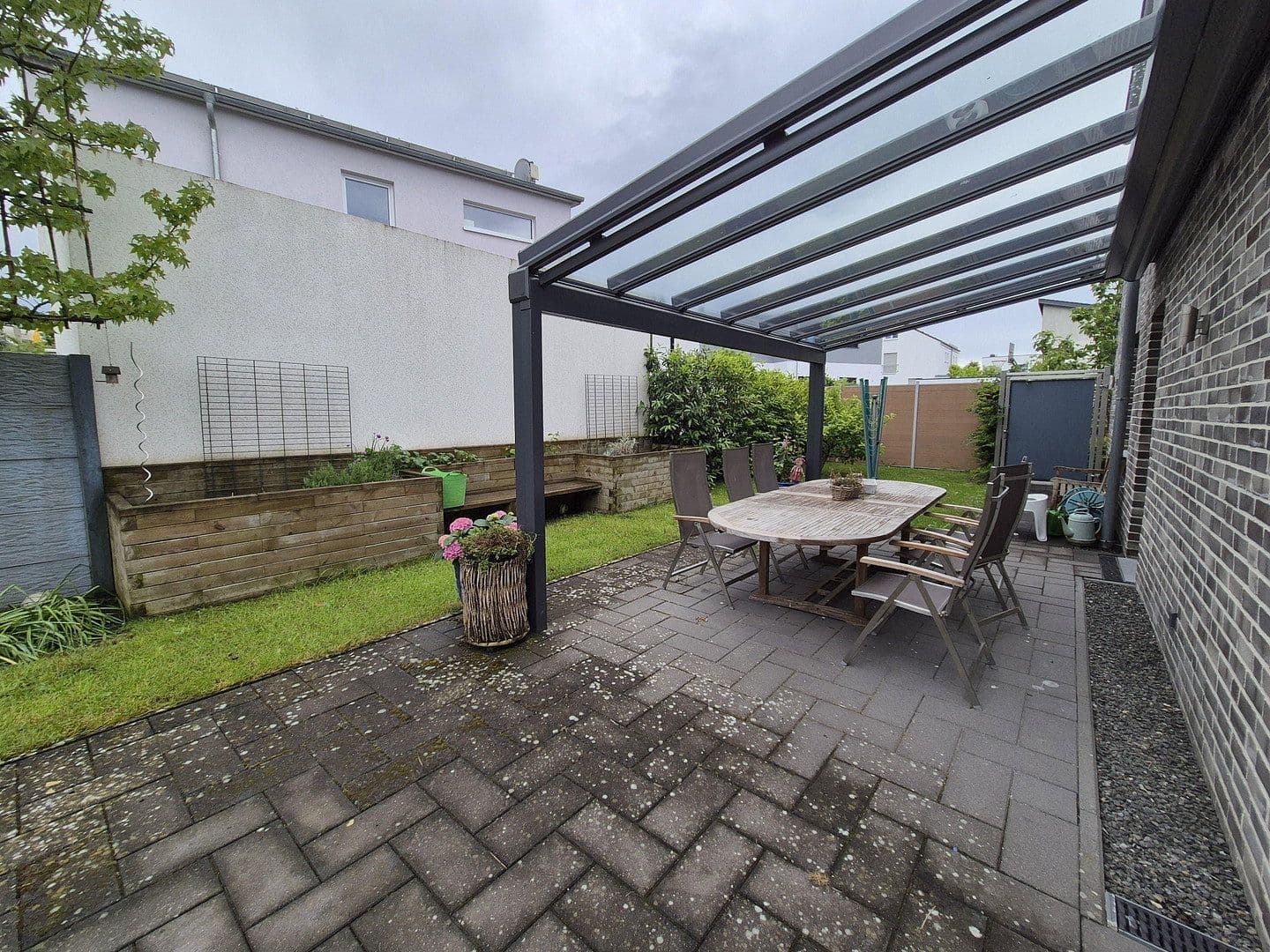 Prodej domu 220 m², pozemek 766 m², Roetgen, Severní Porýní-Vestfálsko Prodej domu 220 m², pozemek 766 m², Roetgen, Severní Porýní-Vestfálsko