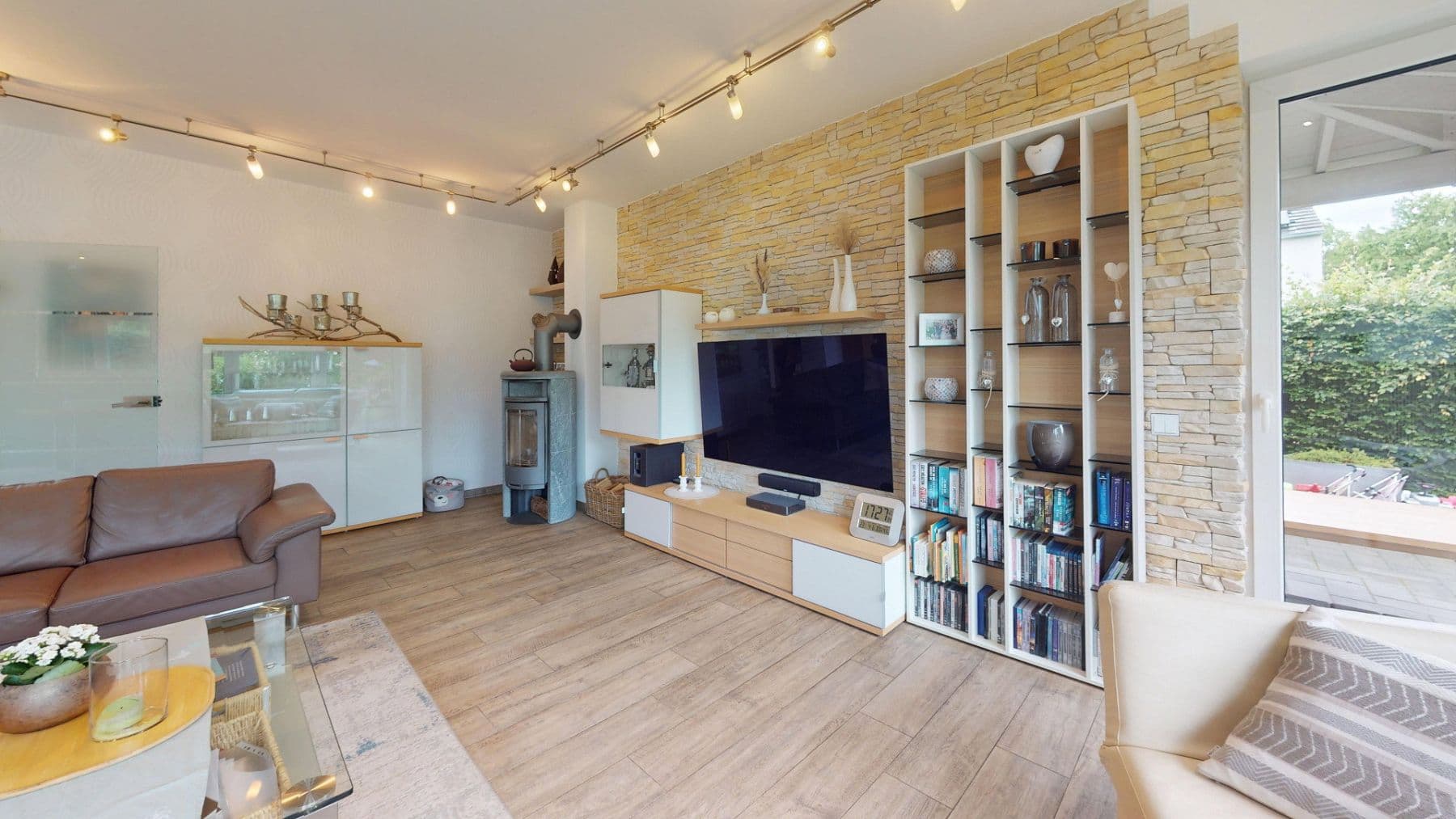 Prodej domu 220 m², pozemek 766 m², Roetgen, Severní Porýní-Vestfálsko Prodej domu 220 m², pozemek 766 m², Roetgen, Severní Porýní-Vestfálsko