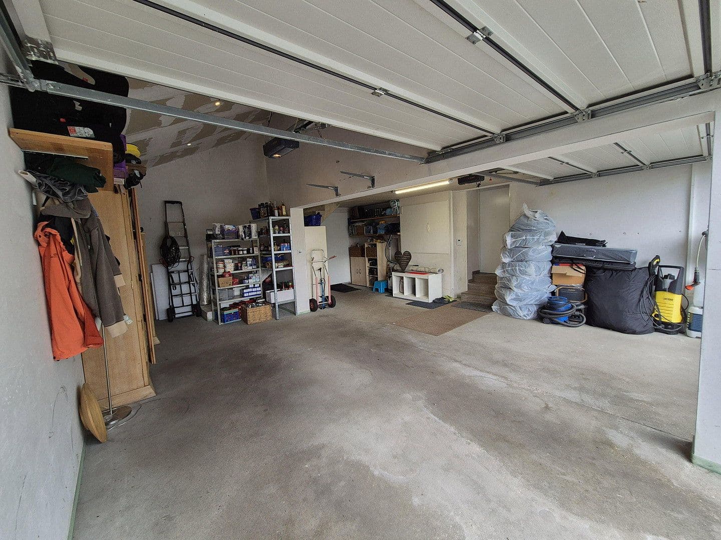 Prodej domu 220 m², pozemek 766 m², Roetgen, Severní Porýní-Vestfálsko Prodej domu 220 m², pozemek 766 m², Roetgen, Severní Porýní-Vestfálsko