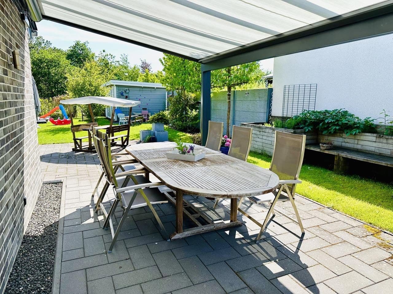 Prodej domu 220 m², pozemek 766 m², Roetgen, Severní Porýní-Vestfálsko Prodej domu 220 m², pozemek 766 m², Roetgen, Severní Porýní-Vestfálsko