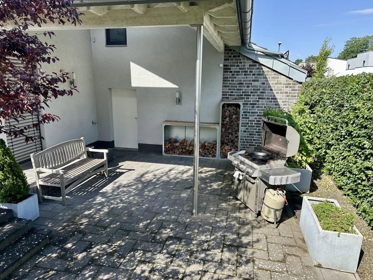Prodej domu 220 m², pozemek 766 m², Roetgen, Severní Porýní-Vestfálsko Prodej domu 220 m², pozemek 766 m², Roetgen, Severní Porýní-Vestfálsko