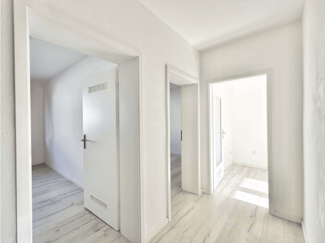 Prodej bytu 3+1 85 m², Köln, Severní Porýní-Vestfálsko Prodej bytu 3+1 85 m², Köln, Severní Porýní-Vestfálsko
