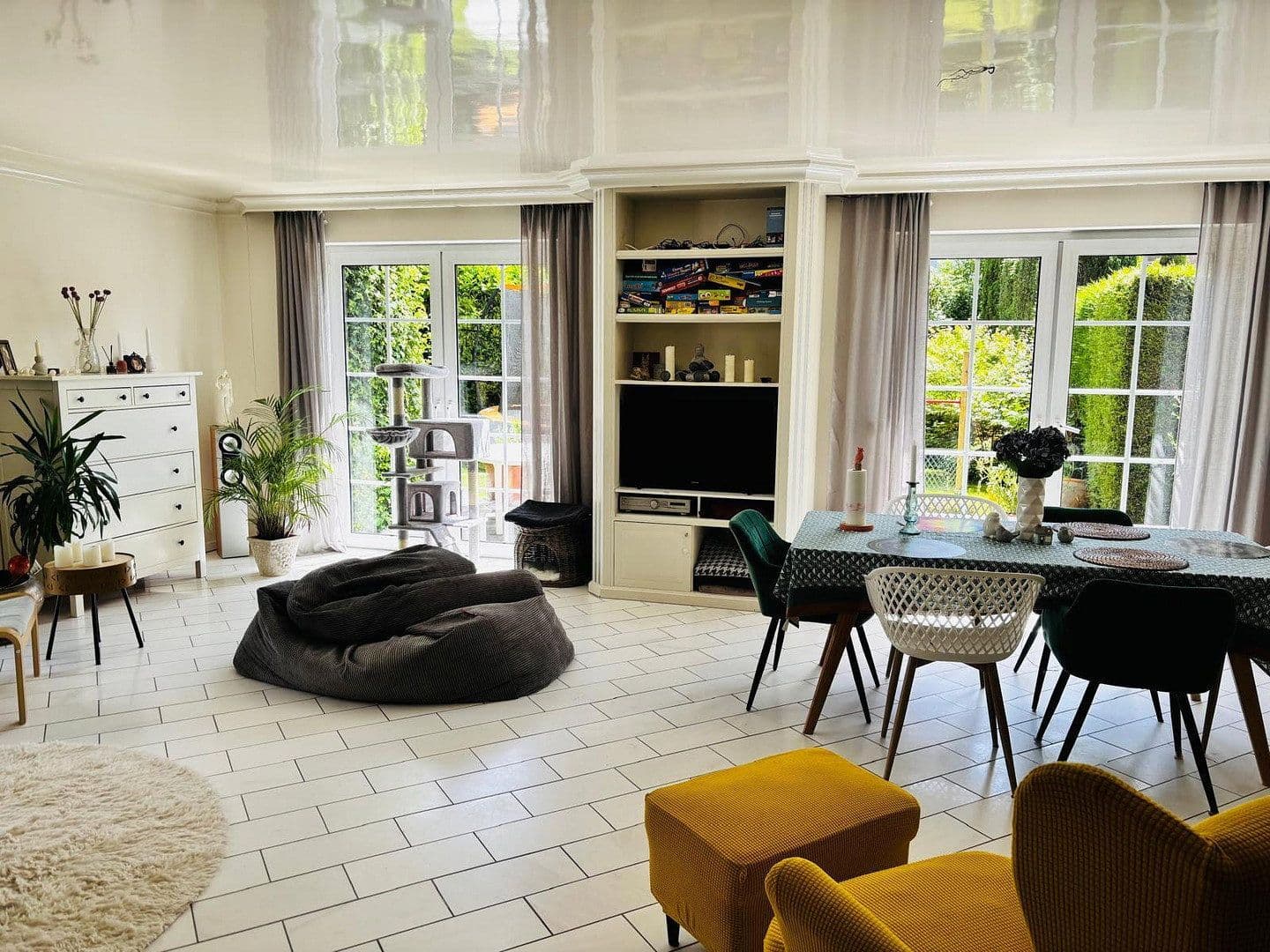 Prodej domu 173 m², pozemek 388 m², Cáchy, Severní Porýní-Vestfálsko Prodej domu 173 m², pozemek 388 m², Cáchy, Severní Porýní-Vestfálsko