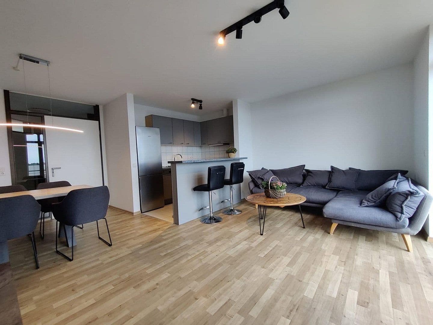 Pronájem bytu 2+1 59 m², Bensheim, Hessen Pronájem bytu 2+1 59 m², Bensheim, Hessen