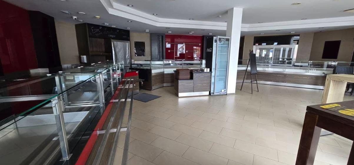 Pronájem nebytového prostoru 160 m², Baden-Baden, Bádensko-Württembersko Pronájem nebytového prostoru 160 m², Baden-Baden, Bádensko-Württembersko