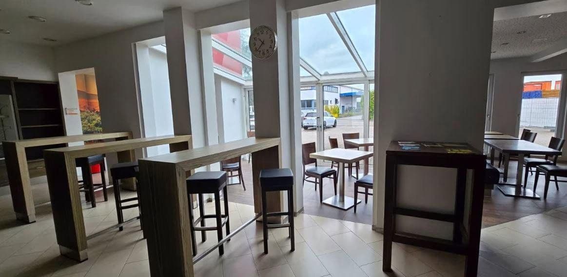 Pronájem nebytového prostoru 160 m², Baden-Baden, Bádensko-Württembersko Pronájem nebytového prostoru 160 m², Baden-Baden, Bádensko-Württembersko