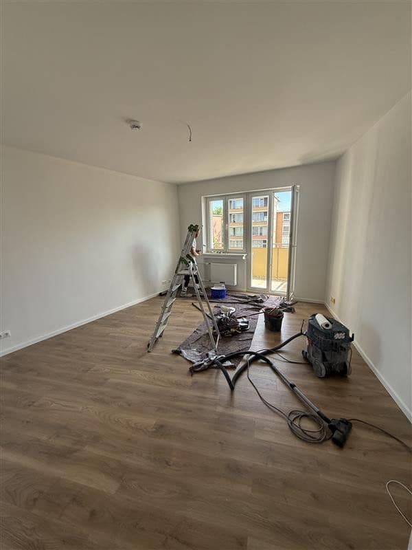 Pronájem bytu 1+1 43 m², Neuendorfer Str. 99, Berlin, Berlín Pronájem bytu 1+1 43 m², Neuendorfer Str. 99, Berlin, Berlín