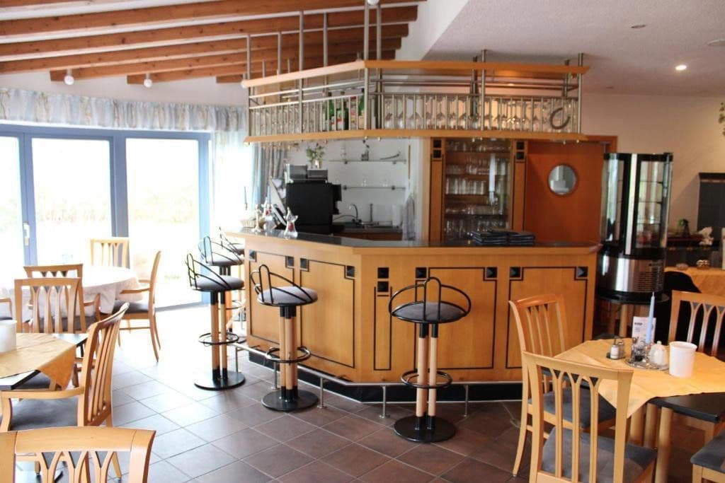 Prodej nebytového prostoru 6.000 m², Poggenhof 25, Schaprode, Mecklenburg-Vorpommern Prodej nebytového prostoru 6.000 m², Poggenhof 25, Schaprode, Mecklenburg-Vorpommern