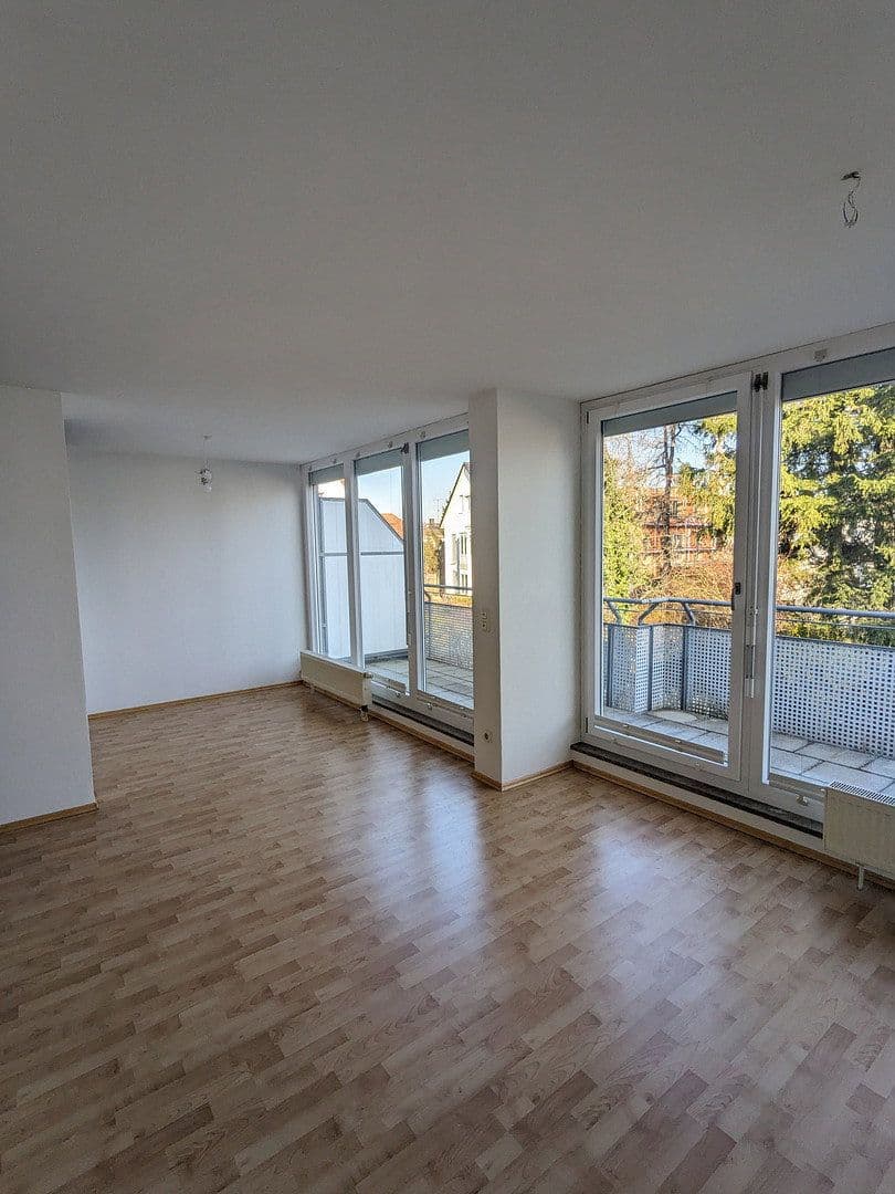 Pronájem bytu 2+1 58 m², Germering, Bavorsko Pronájem bytu 2+1 58 m², Germering, Bavorsko