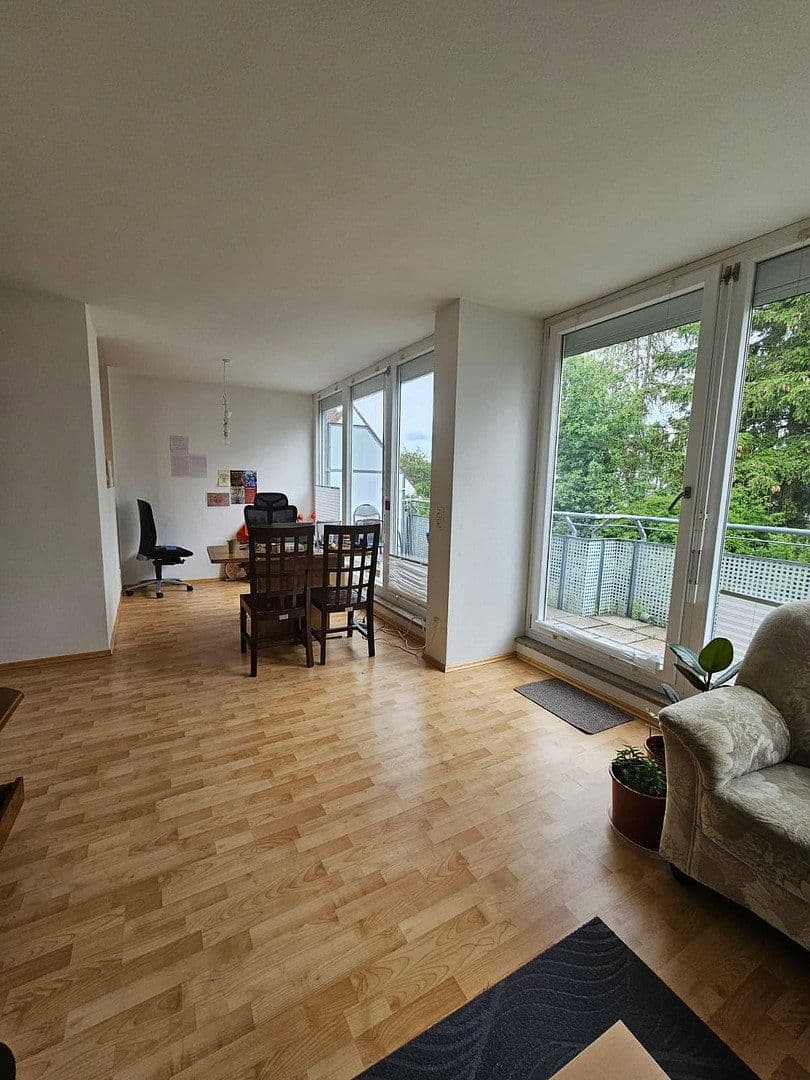 Pronájem bytu 2+1 58 m², Germering, Bavorsko Pronájem bytu 2+1 58 m², Germering, Bavorsko