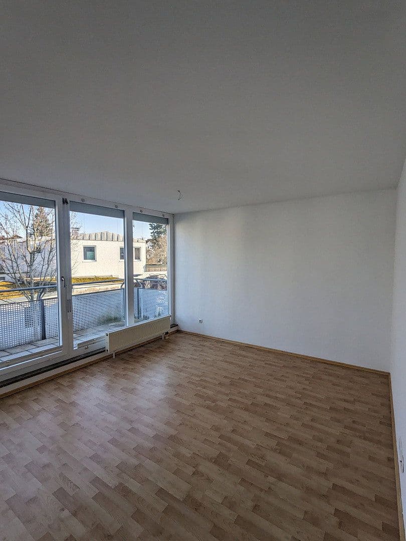 Pronájem bytu 2+1 58 m², Germering, Bavorsko Pronájem bytu 2+1 58 m², Germering, Bavorsko