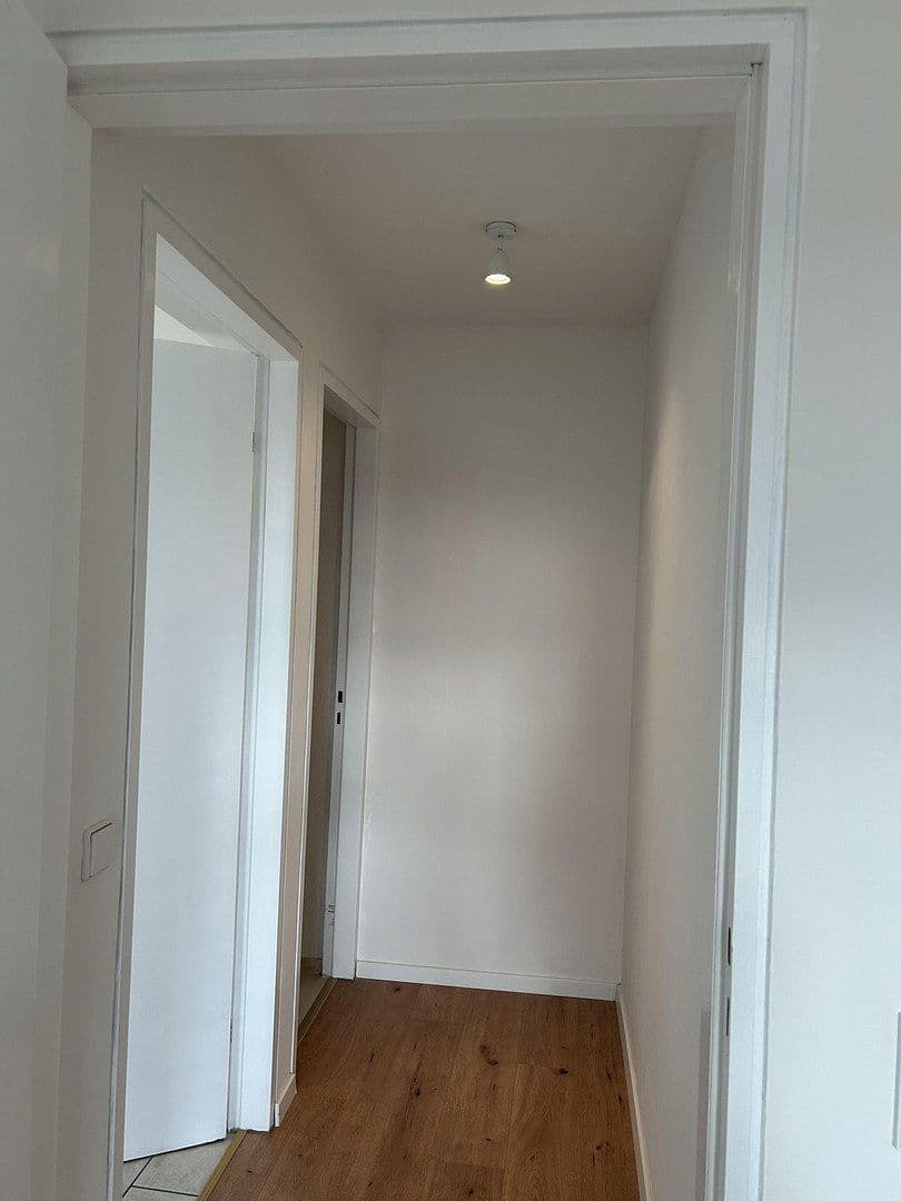 Pronájem bytu 2+kk 61 m², Esslingen am Neckar, Bádensko-Württembersko Pronájem bytu 2+kk 61 m², Esslingen am Neckar, Bádensko-Württembersko