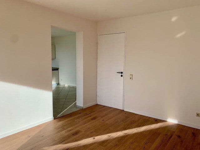 Pronájem bytu 2+kk 61 m², Esslingen am Neckar, Bádensko-Württembersko Pronájem bytu 2+kk 61 m², Esslingen am Neckar, Bádensko-Württembersko