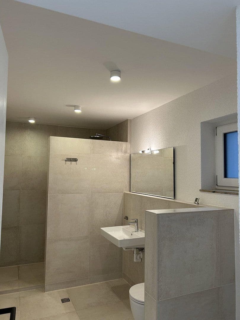 Pronájem bytu 2+kk 61 m², Esslingen am Neckar, Bádensko-Württembersko Pronájem bytu 2+kk 61 m², Esslingen am Neckar, Bádensko-Württembersko