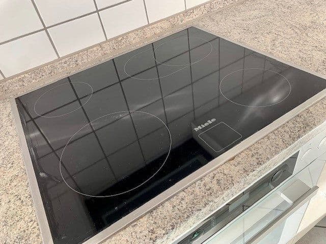 Pronájem bytu 2+kk 61 m², Esslingen am Neckar, Bádensko-Württembersko Pronájem bytu 2+kk 61 m², Esslingen am Neckar, Bádensko-Württembersko