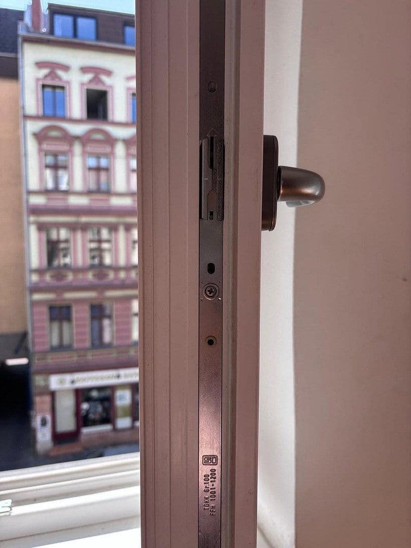 Prodej bytu 3+1 104 m², Silbersteinstraße xx, Berlin Neukölln, Berlín Prodej bytu 3+1 104 m², Silbersteinstraße xx, Berlin Neukölln, Berlín