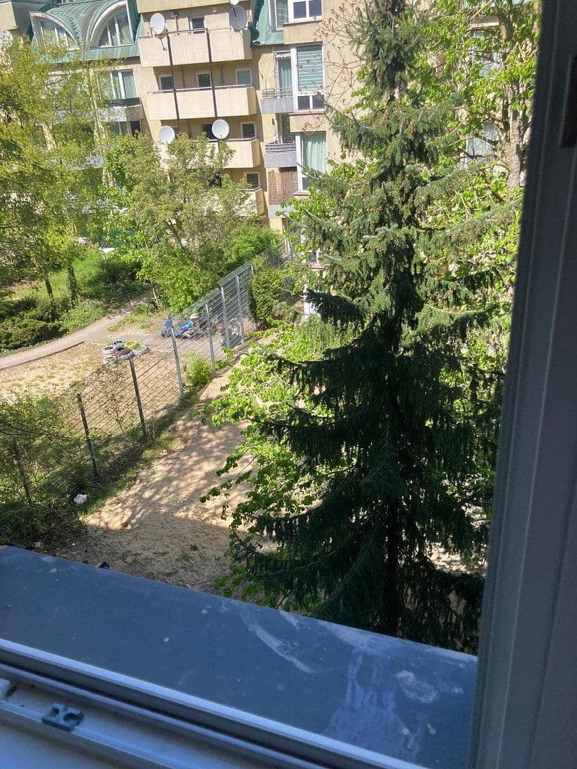 Prodej bytu 3+1 104 m², Silbersteinstraße xx, Berlin Neukölln, Berlín Prodej bytu 3+1 104 m², Silbersteinstraße xx, Berlin Neukölln, Berlín