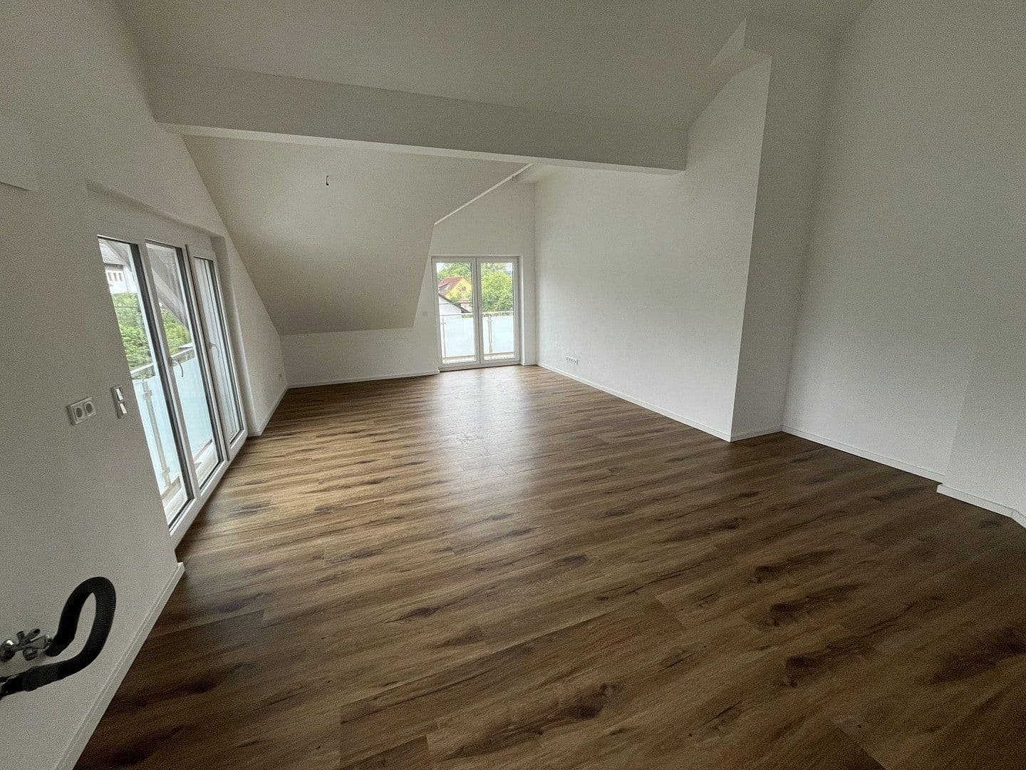 Pronájem bytu 3+kk 93 m², Graf-Seinsheim-Straße 5, Grünbach (Bockhorn), Bavorsko Pronájem bytu 3+kk 93 m², Graf-Seinsheim-Straße 5, Grünbach (Bockhorn), Bavorsko