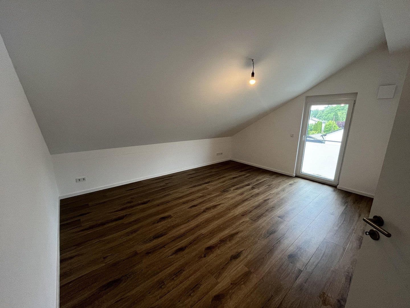 Pronájem bytu 3+kk 93 m², Graf-Seinsheim-Straße 5, Grünbach (Bockhorn), Bavorsko Pronájem bytu 3+kk 93 m², Graf-Seinsheim-Straße 5, Grünbach (Bockhorn), Bavorsko