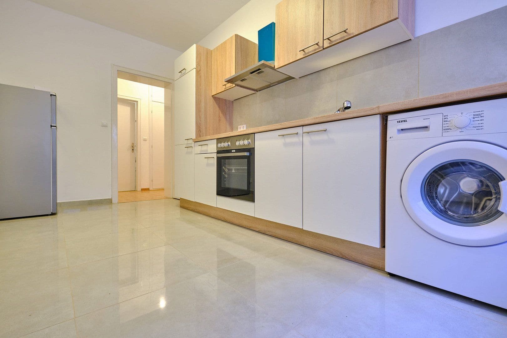 Pronájem bytu 1+1 49 m², C3 11, Mannheim, Bádensko-Württembersko Pronájem bytu 1+1 49 m², C3 11, Mannheim, Bádensko-Württembersko