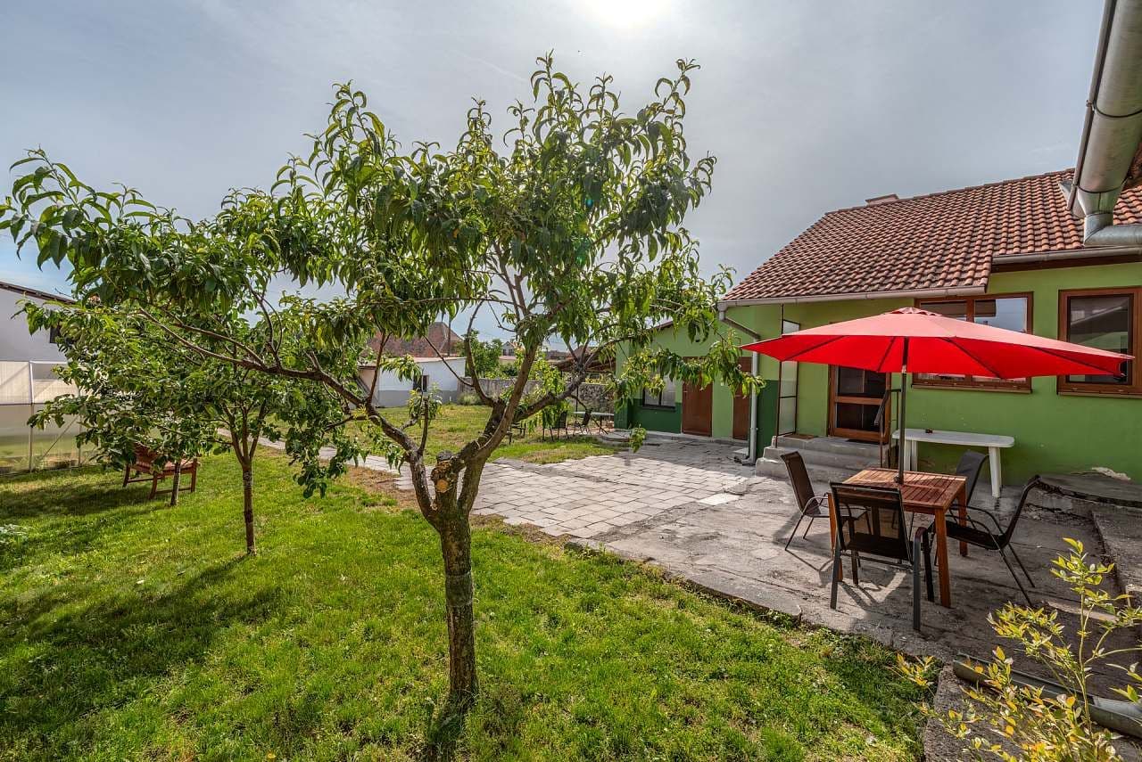 Pronájem chaty, chalupy, Krhovice, Jihomoravský kraj Pronájem chaty, chalupy, Krhovice, Jihomoravský kraj