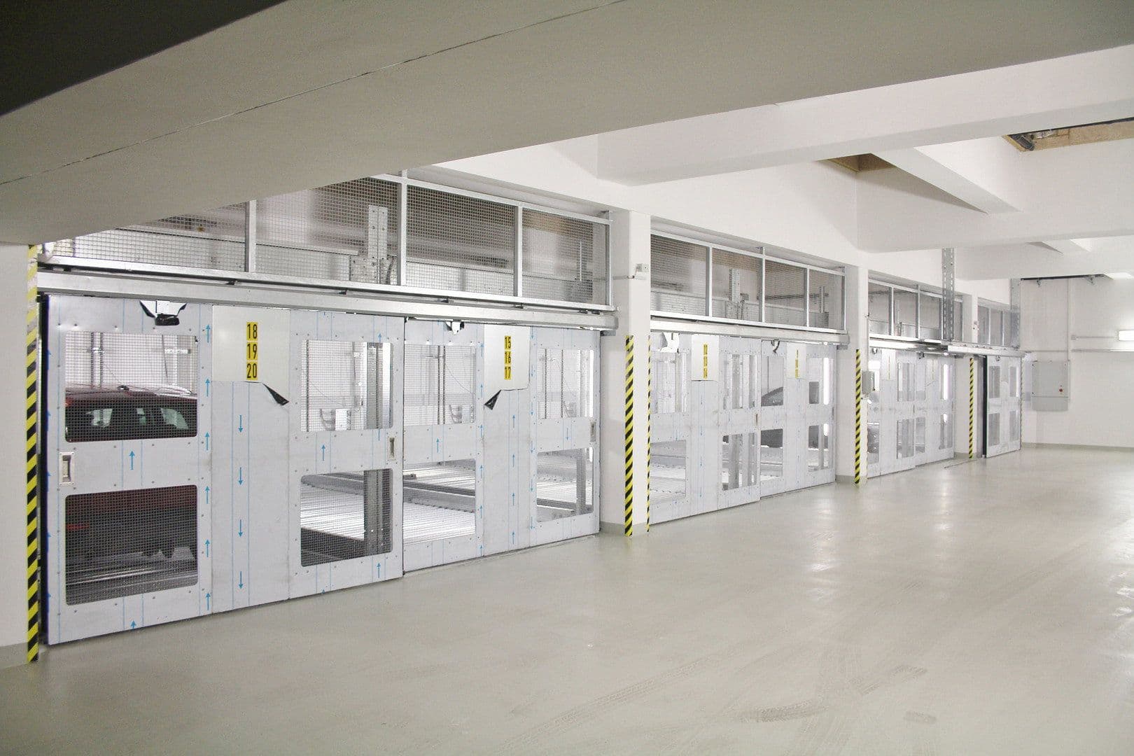 Pronájem bytu 3+1 128 m², Contrescarpe 95-97, Bremen, Bremen Pronájem bytu 3+1 128 m², Contrescarpe 95-97, Bremen, Bremen